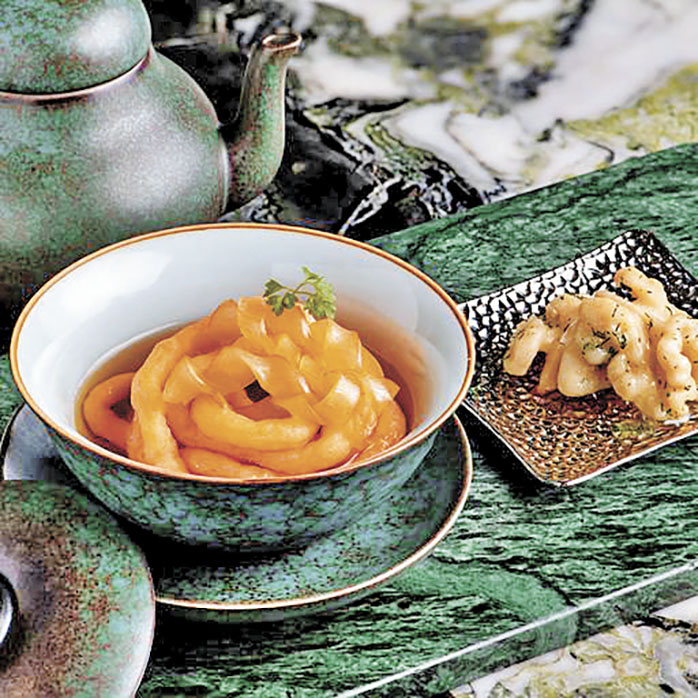 ■「花膠醉紅蝦麵 ． 香草鮮核桃」