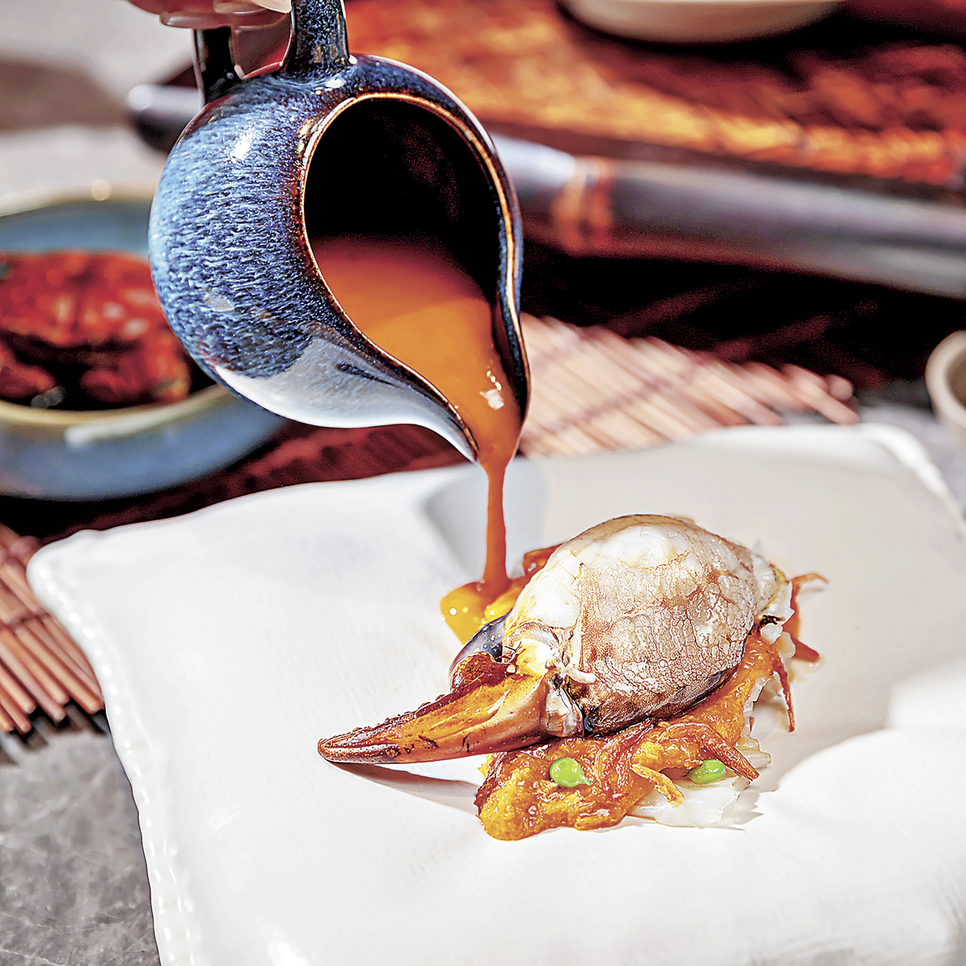 ■芙蓉蟹皇玉蟹鉗。