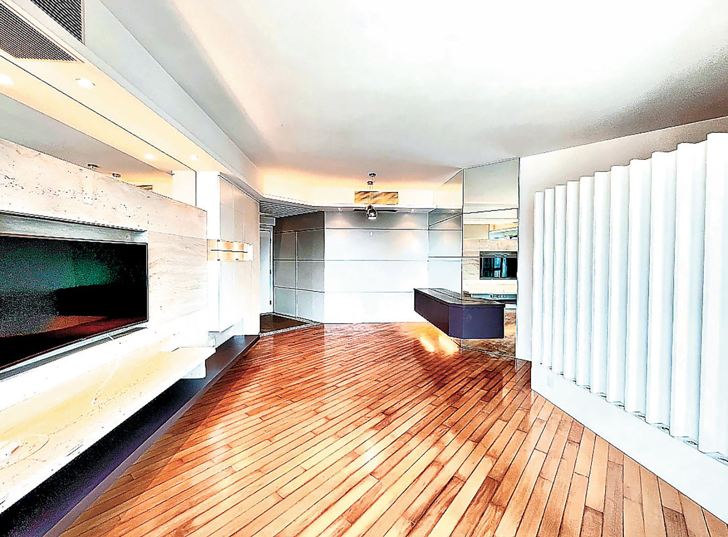 ■客飯廳裝修美輪美奐。