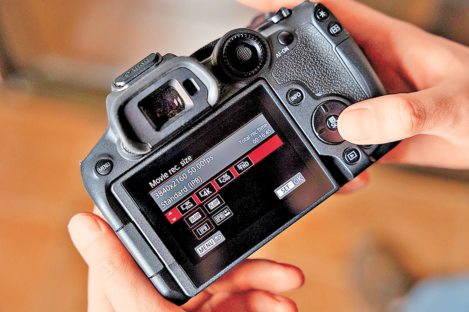 ■EOS R7可拍攝無裁切4K UHD 30P影片。