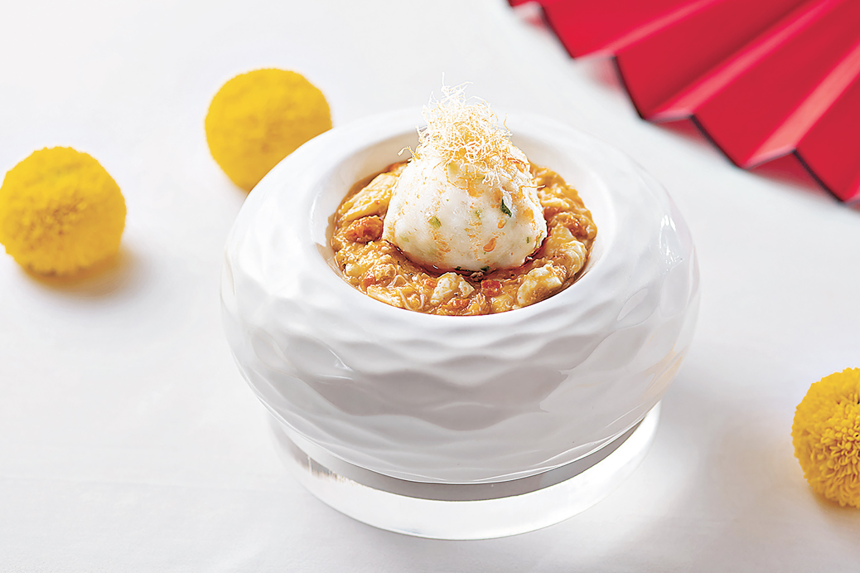 ■芙蓉蟹粉花枝球。