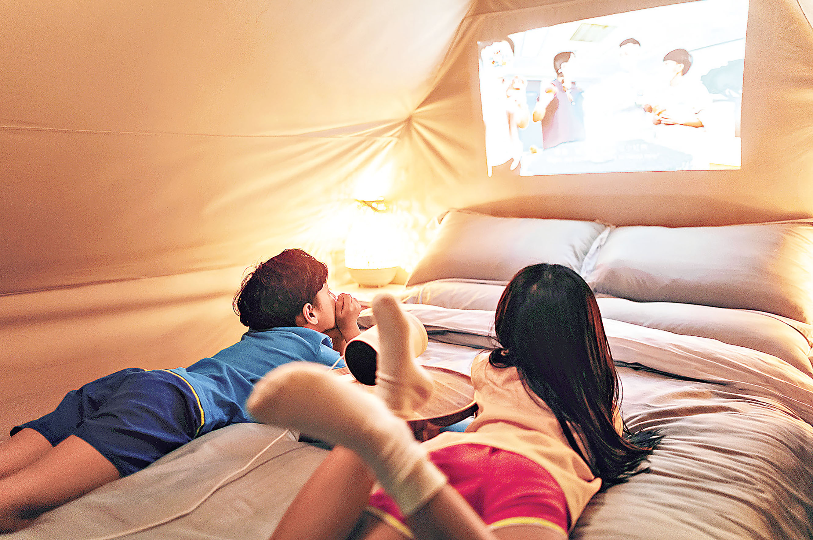 ■大家可於舒適的北歐風營地內盡享視聽娛樂。