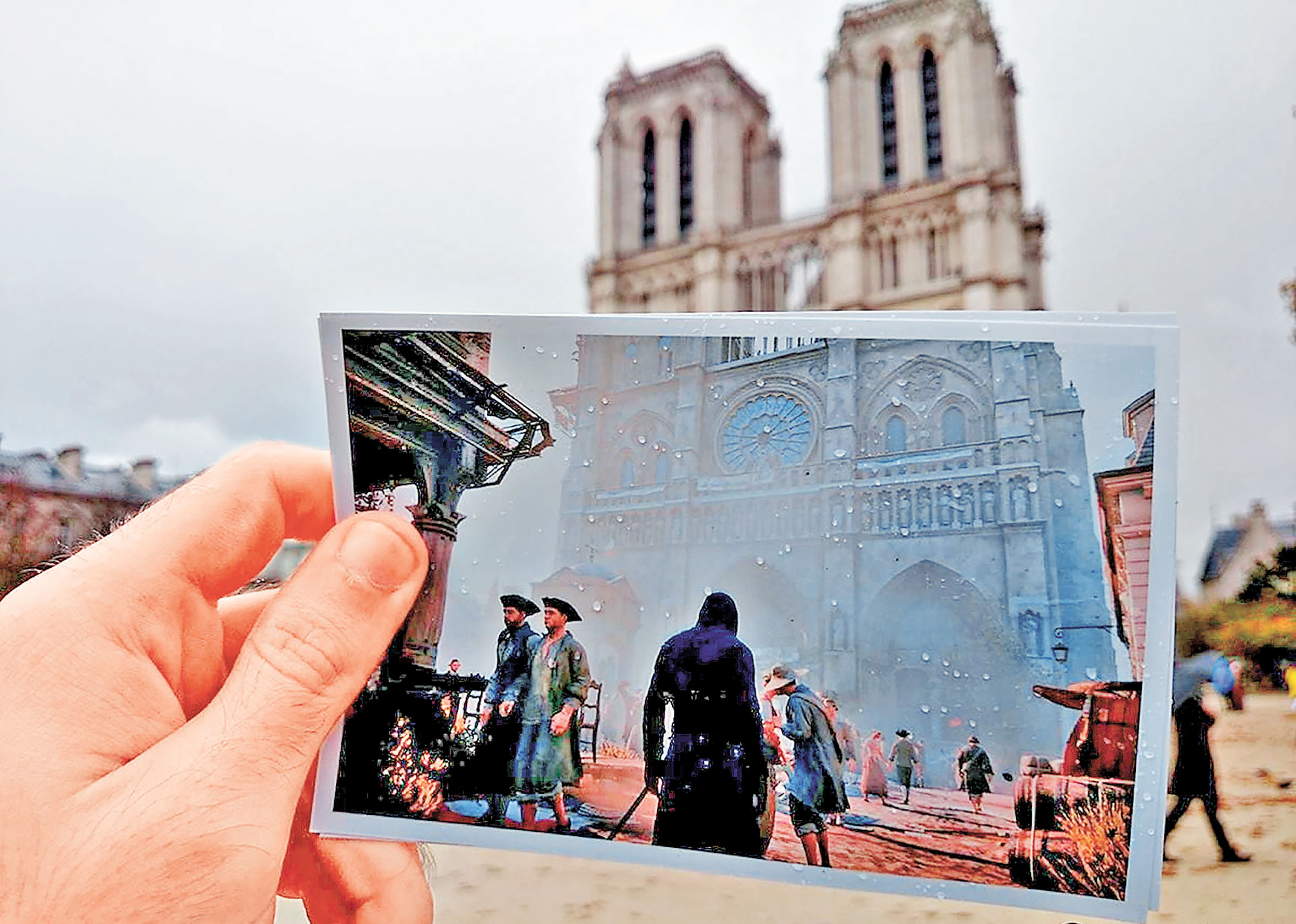 ■一名遊戲玩家特意打印出遊戲截圖，與真實的巴黎風景比對。