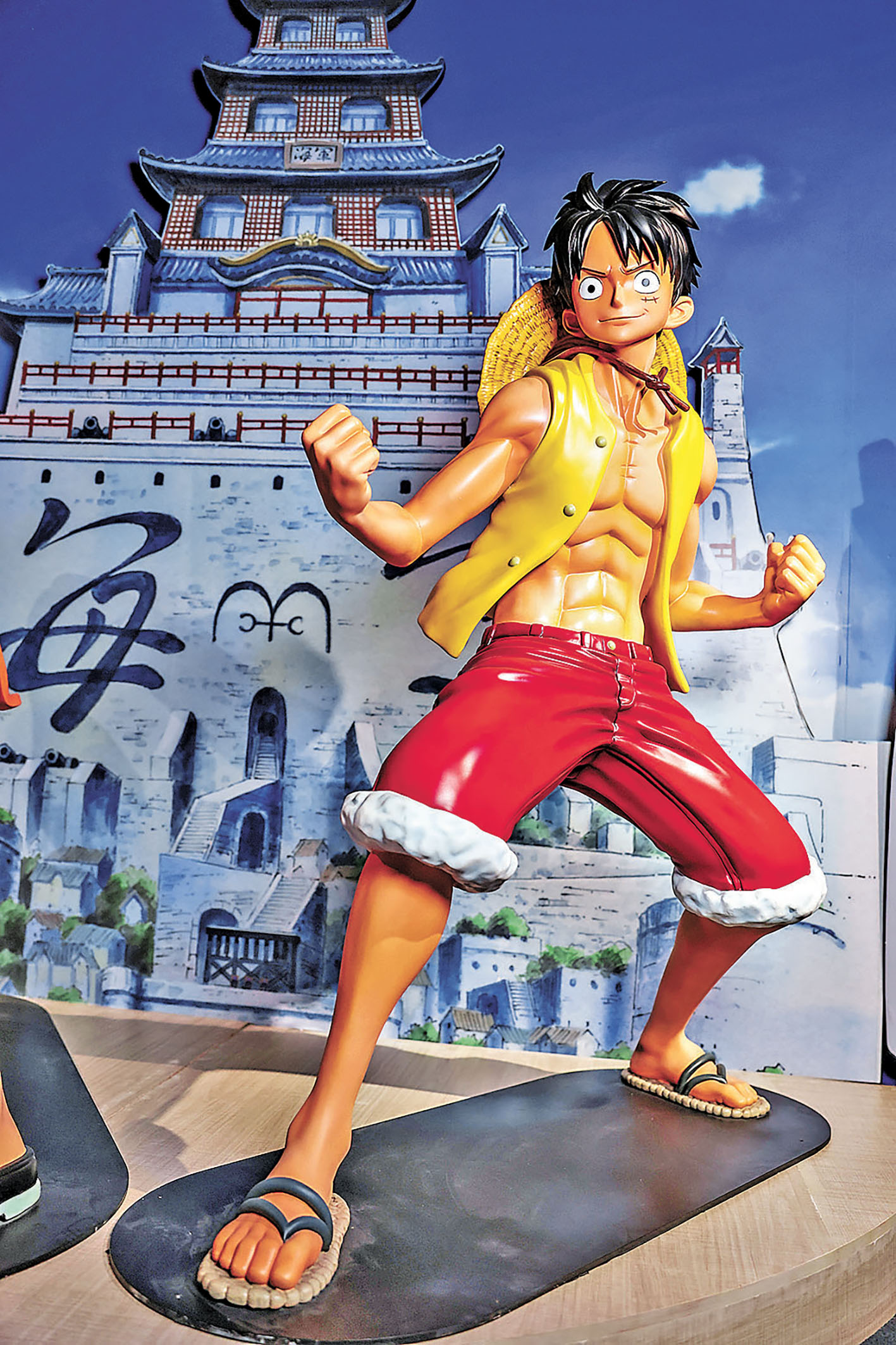 ■海賊王巨型雕塑。