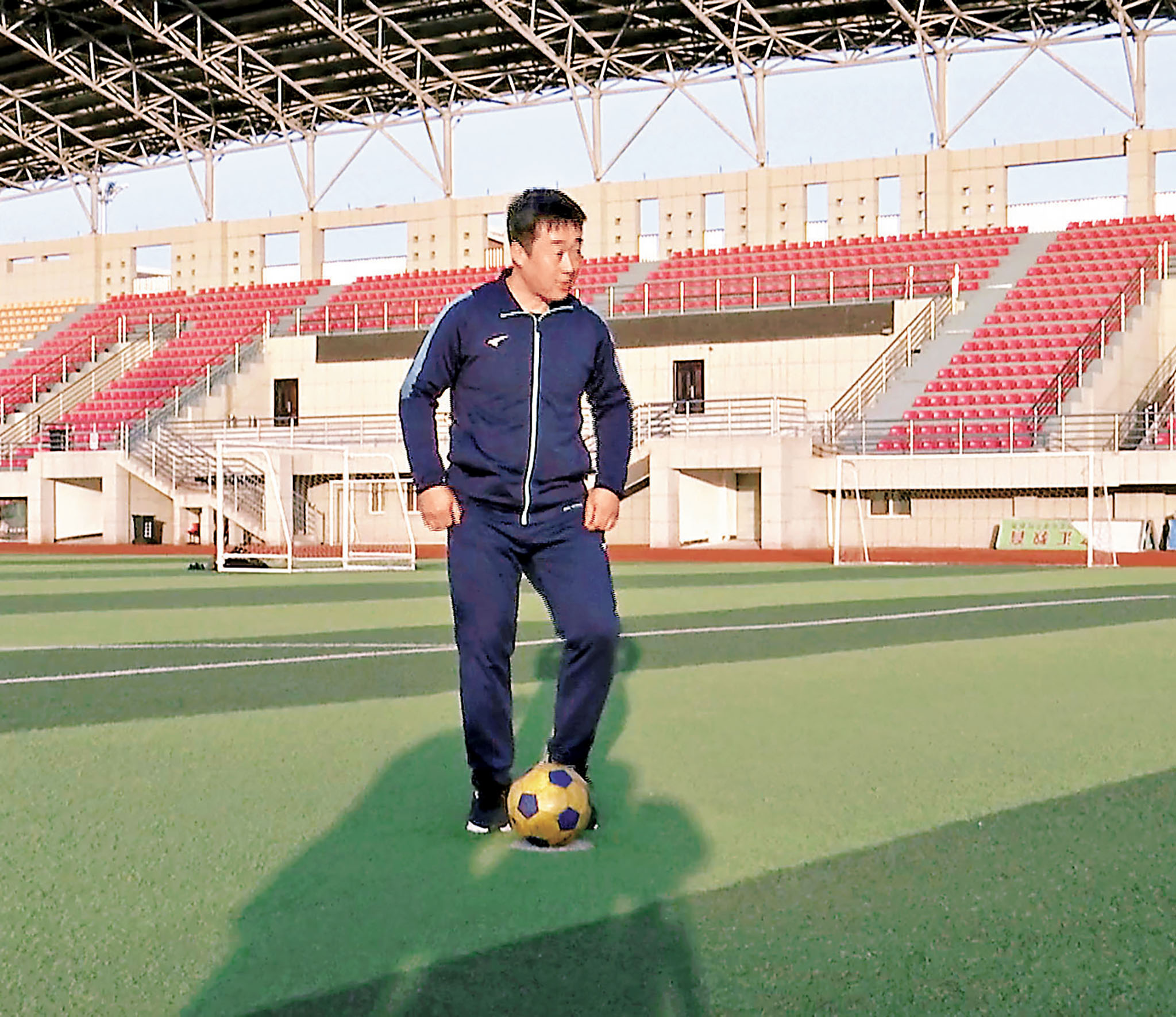 ■涇川文匯足球俱樂部球員毛文濤。