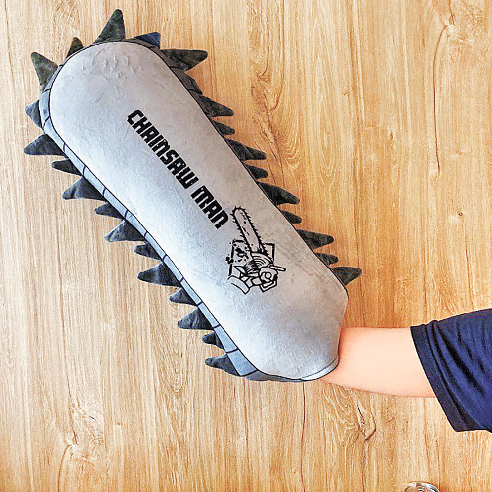 ■電鋸造型抱枕