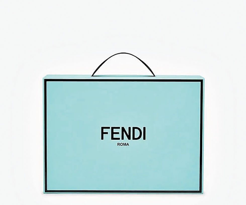 ■包裝盒顏色都是Tiffany Blue。