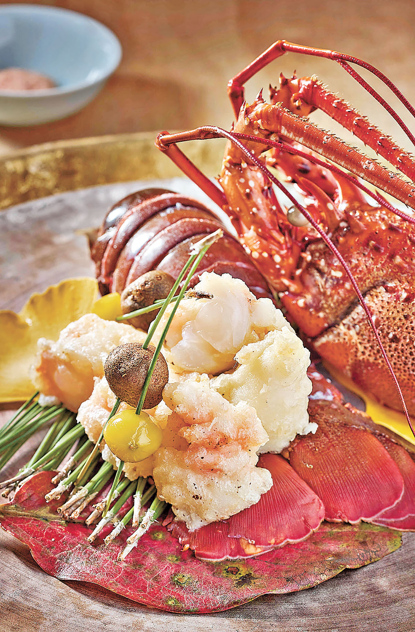 ■來自三重縣的伊勢龍蝦刺身。