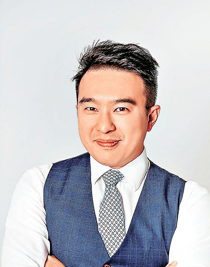 ■耳鼻喉科專科  邱騏驄醫生