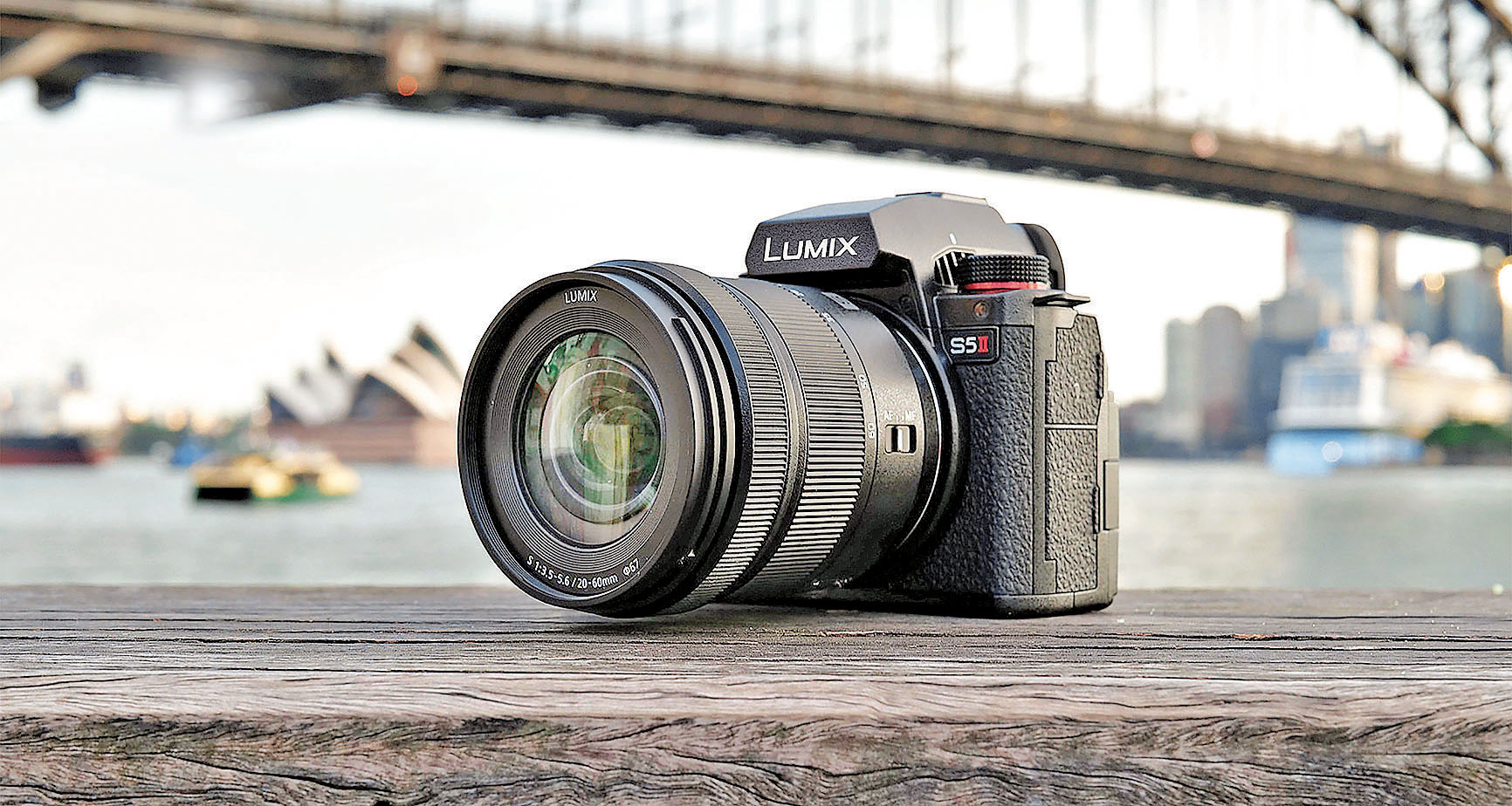 ■S5II加入相位自動對焦技術。