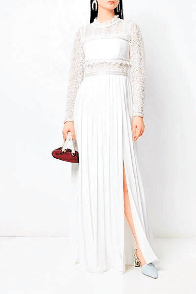 ■FarFetch 約3,629元
