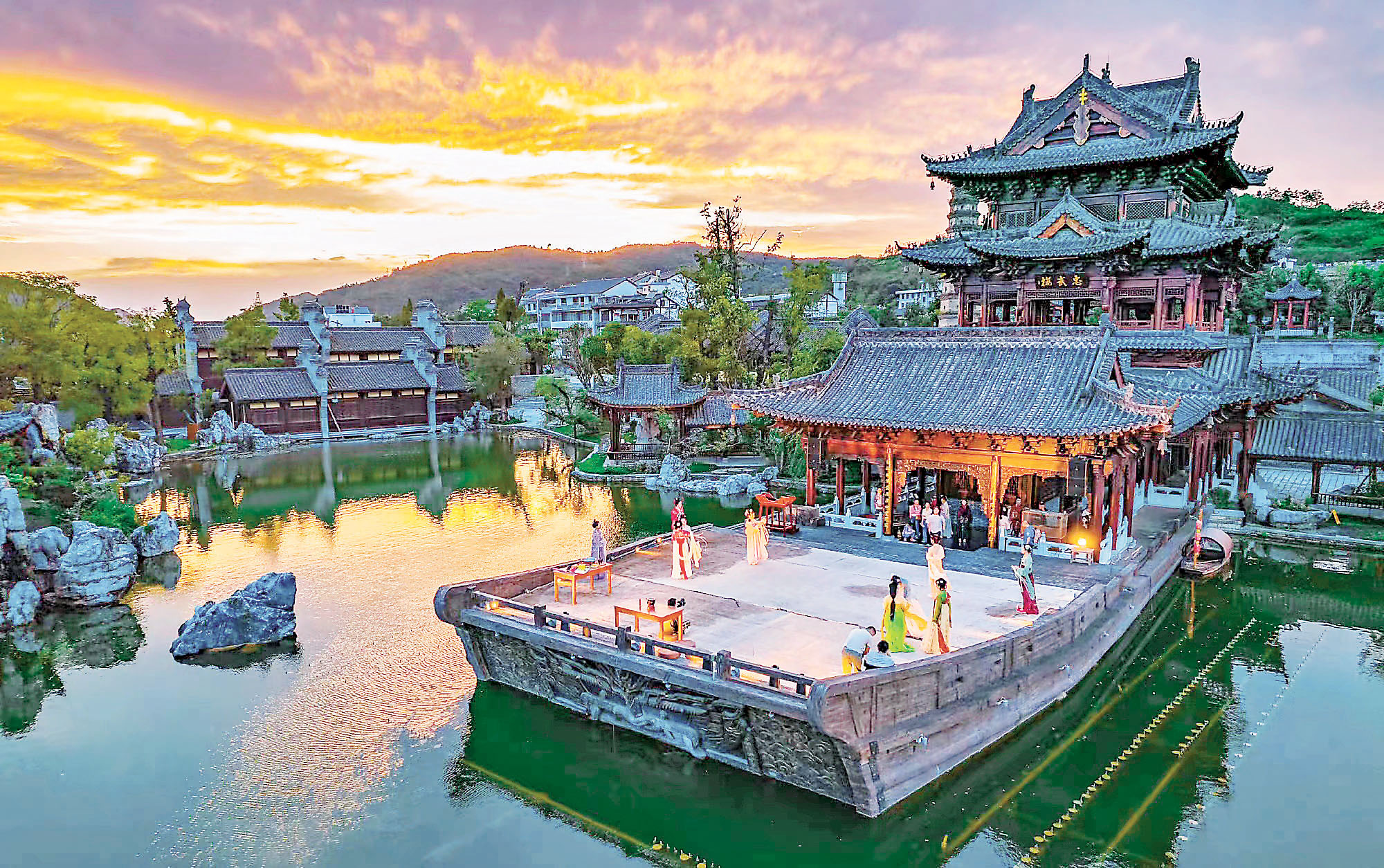 ■勉縣諸葛街夜景