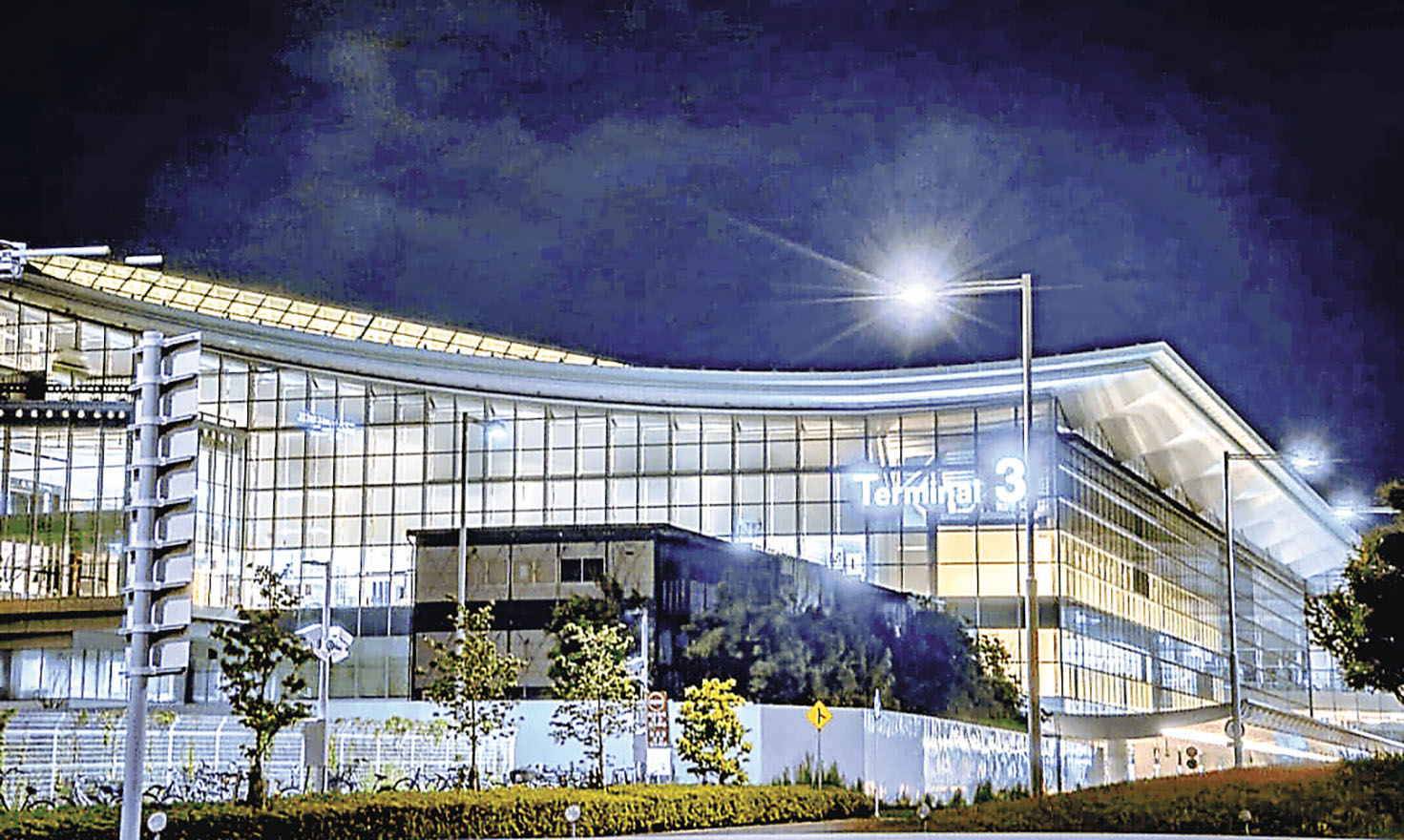 ■羽田機場第三航廈，深宵航班着陸地點。