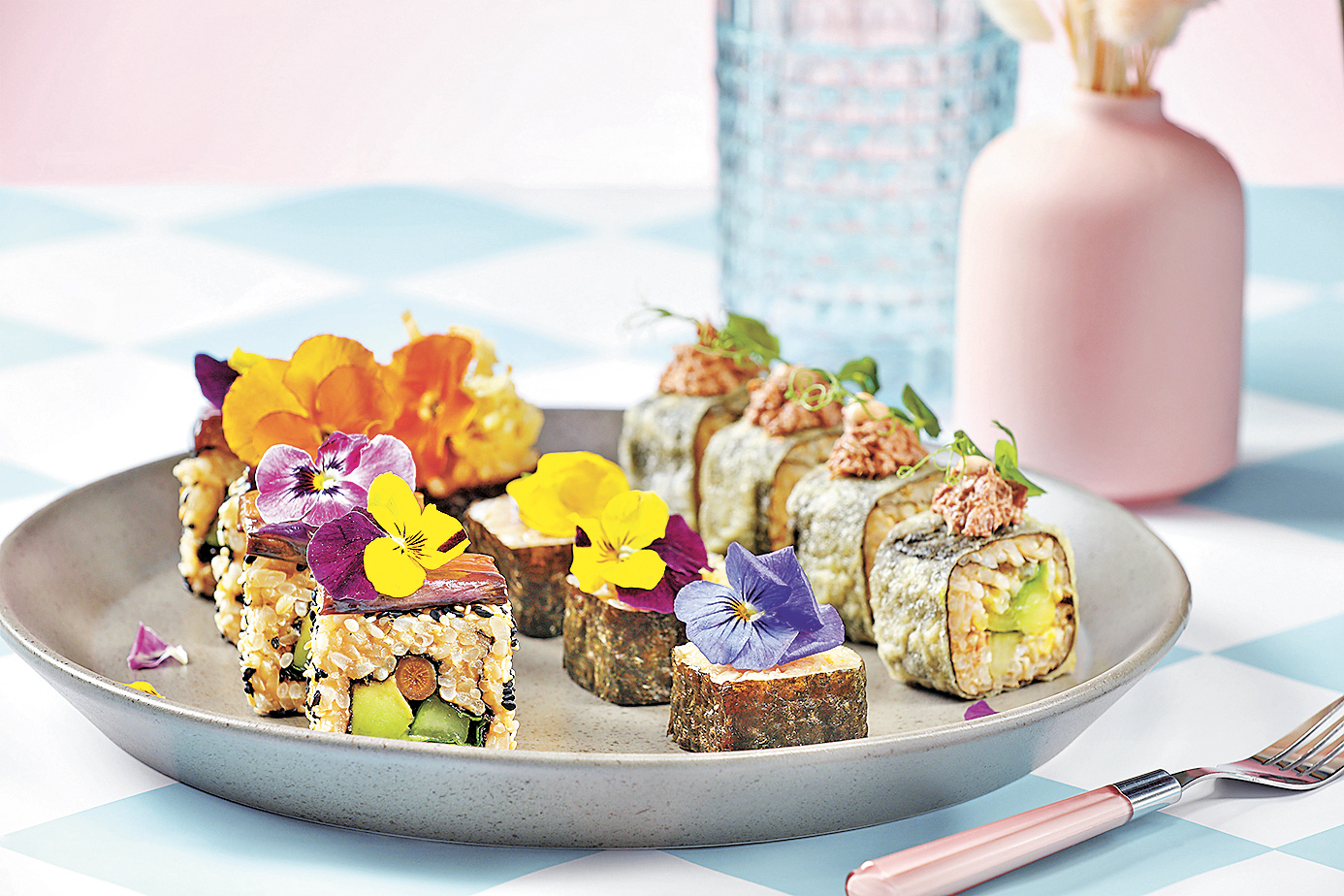 ■提生糙米壽司拼盤。