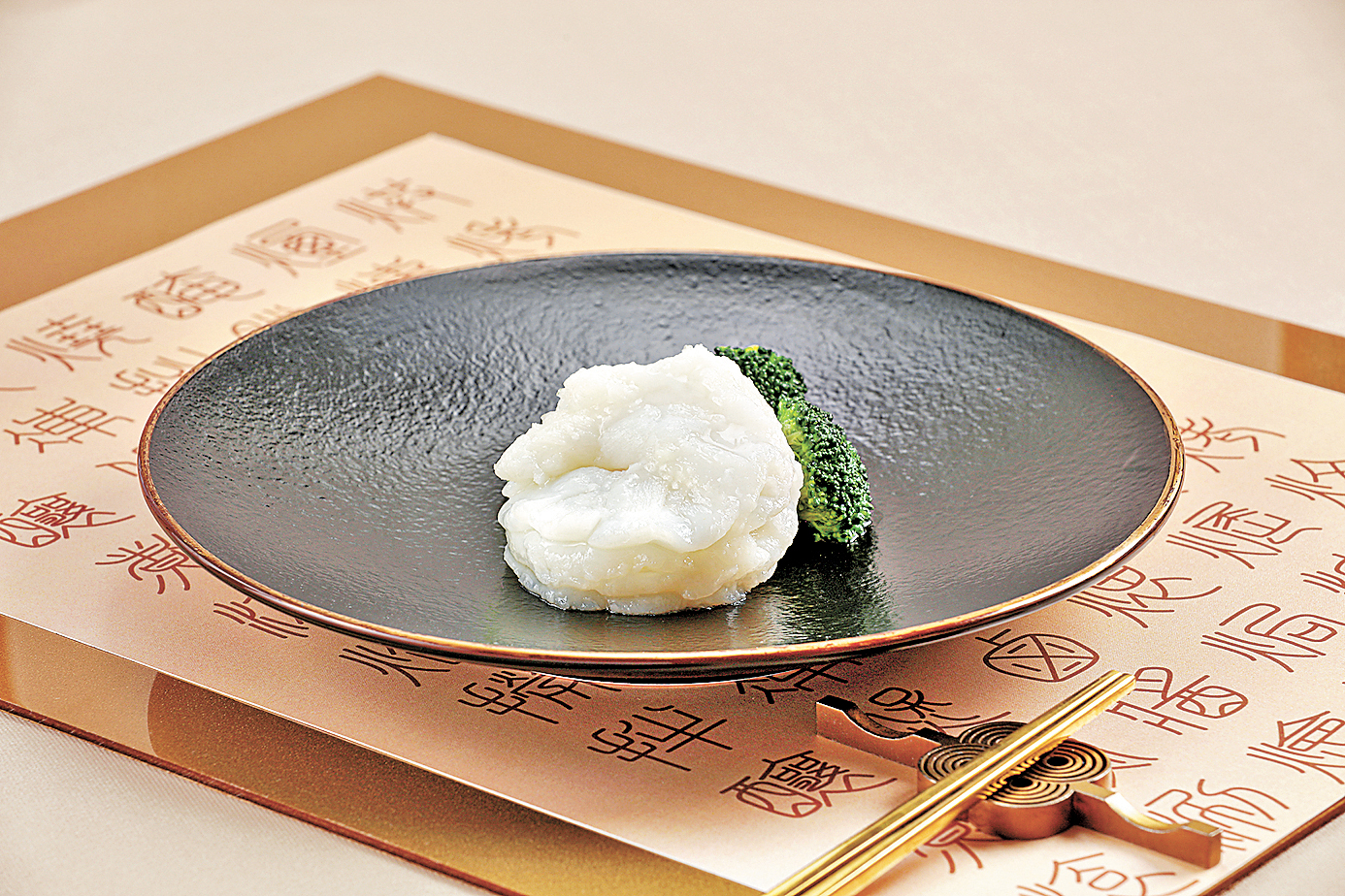 ■水晶大蝦球。