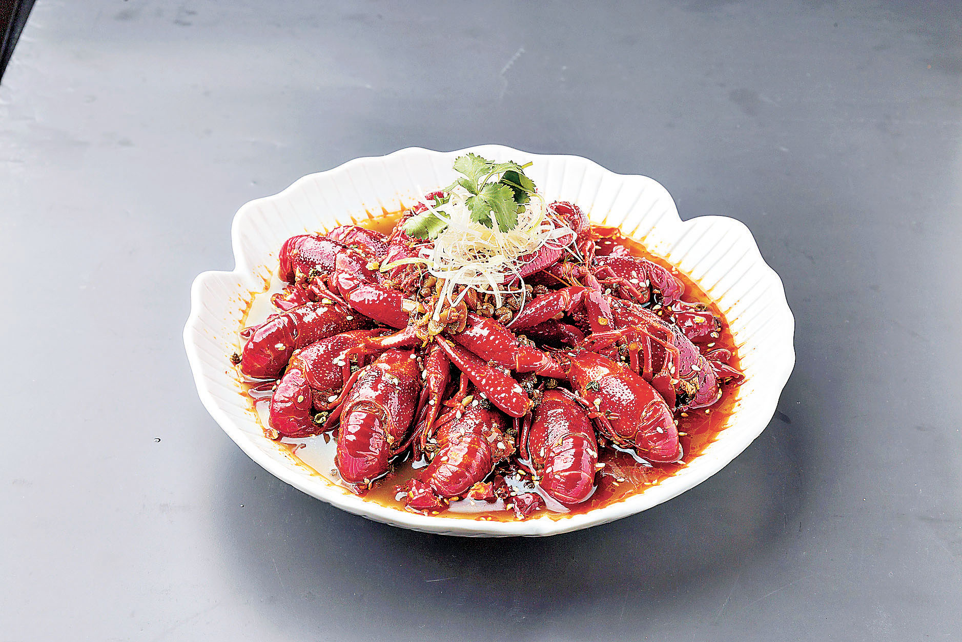 ■「麻辣小龍蝦」每日限量供應。