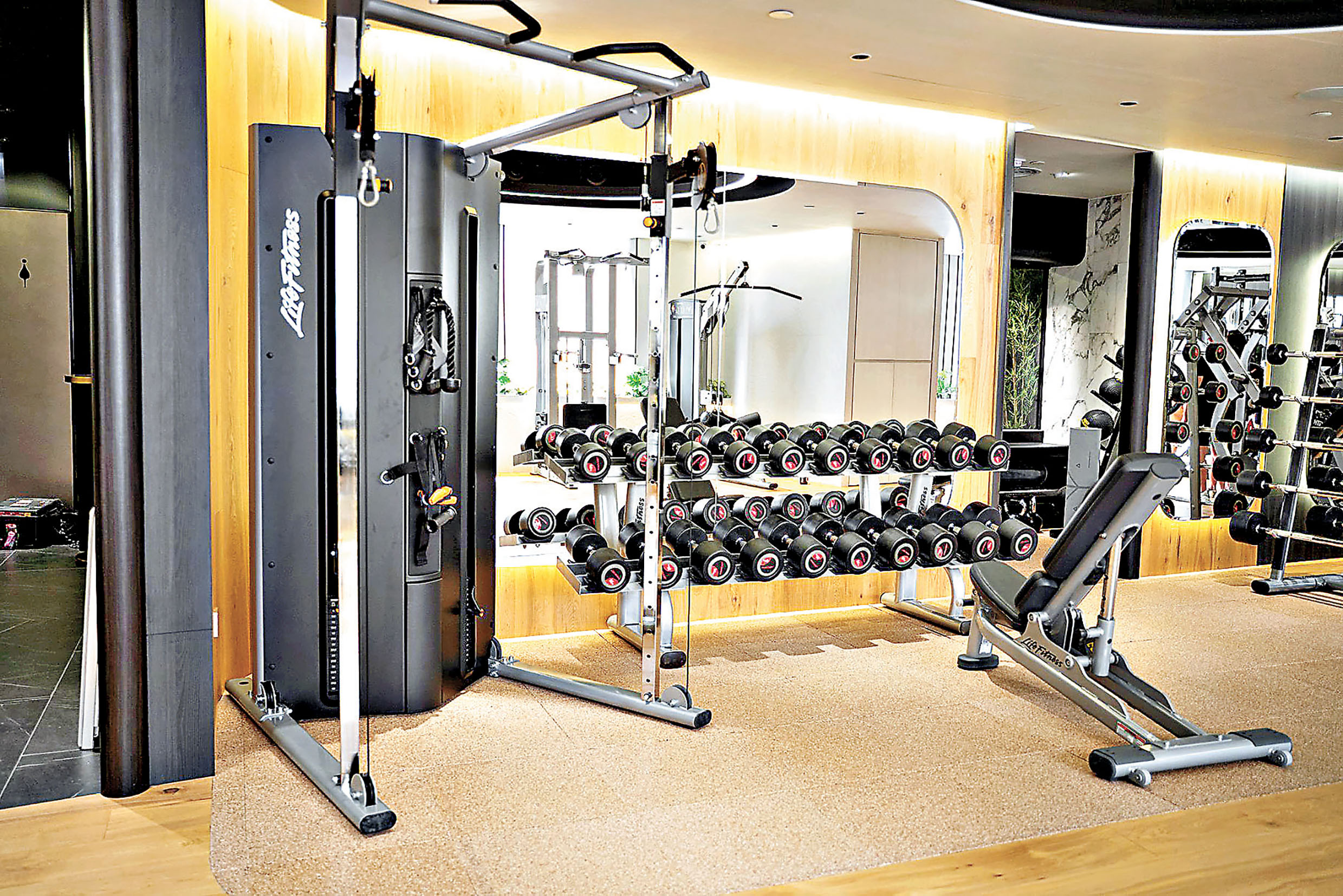 ■器械訓練區。