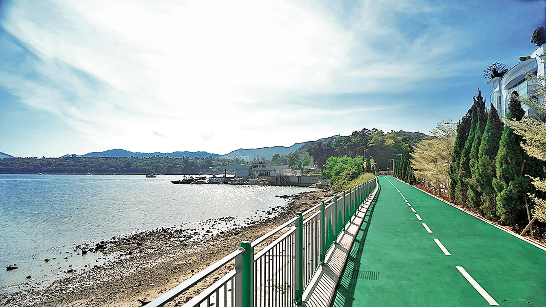 ■三門仔海濱單車徑長約900米。