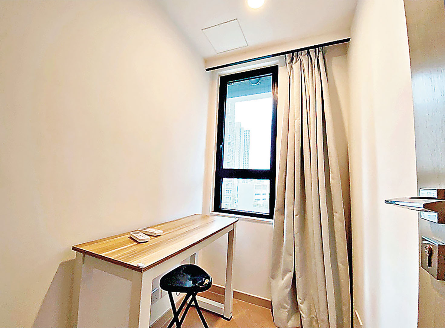 ■細房空間尚算寬敞。