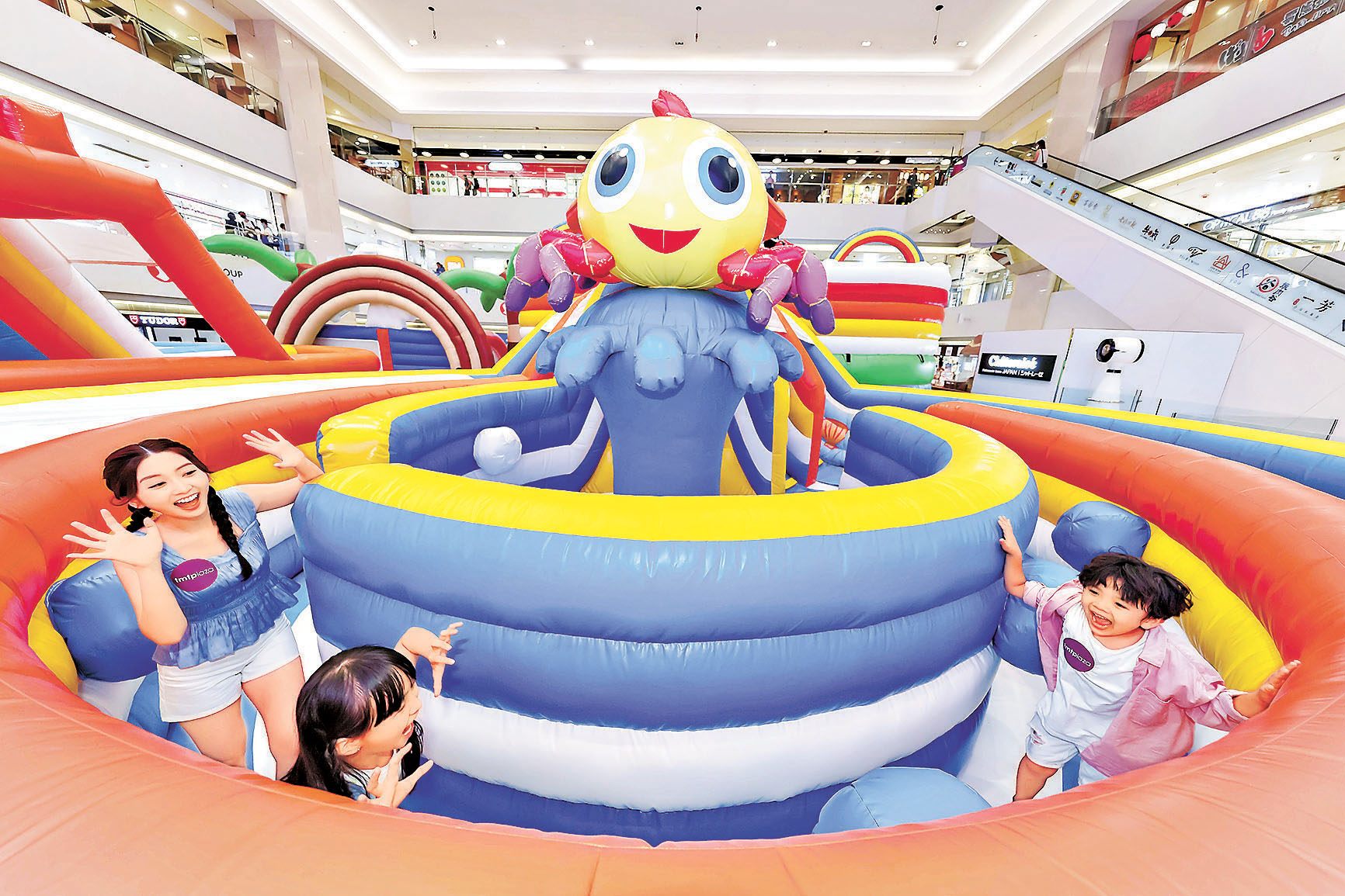 ■Itsy Bitsy Spider! 吹氣泡泡浴迷宮