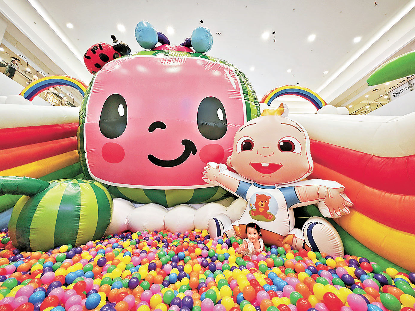 ■CoComelon彩虹吹氣滑梯連西瓜泡泡池