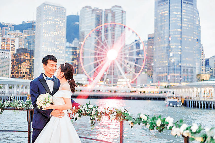 ■「永安號」會開船帶賓客遊維港。