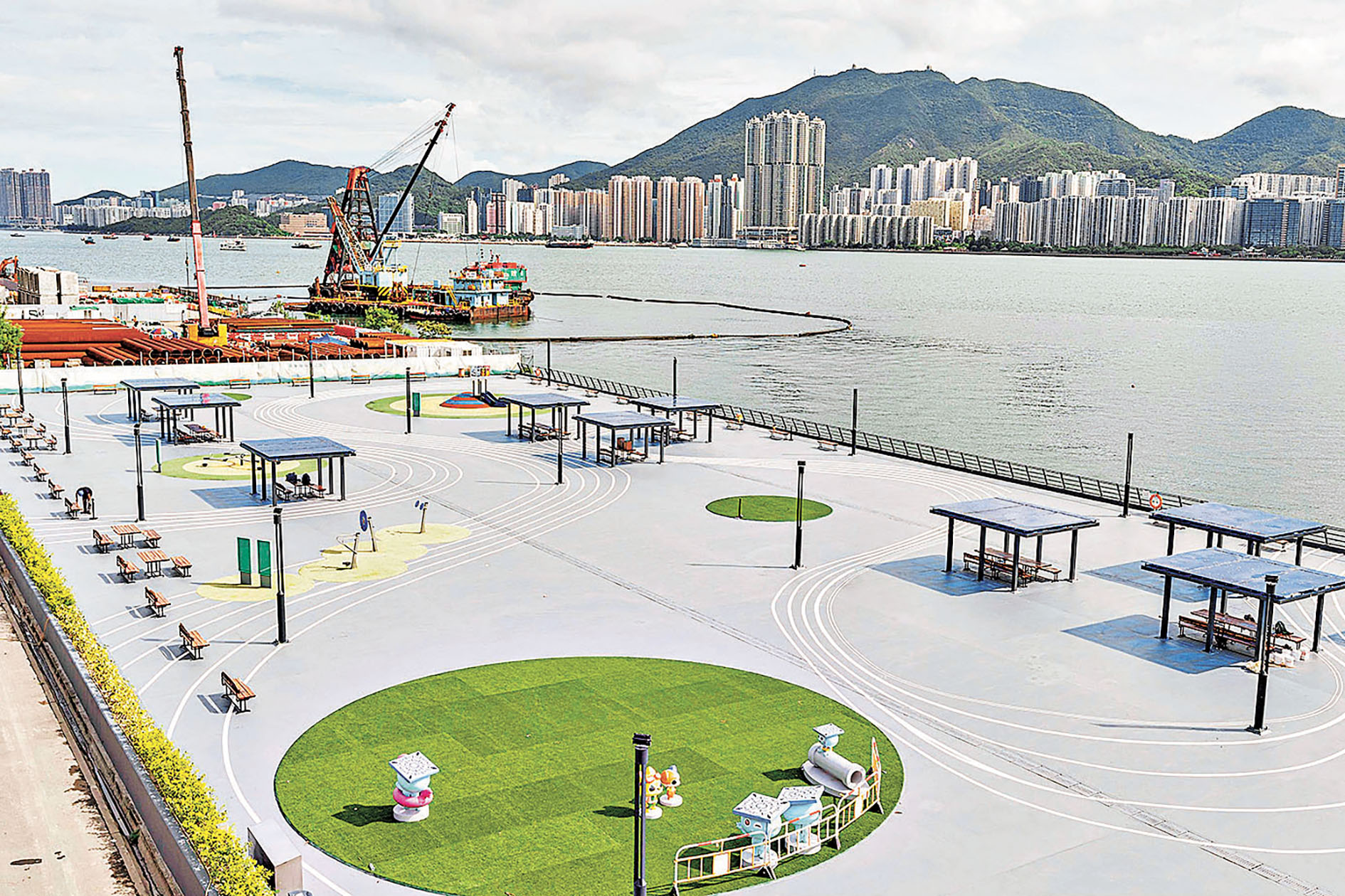 ■海濱空間是「寵物共享公園」。