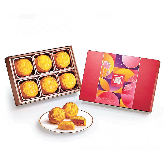 ■半島精品酒店全新推出的水果奶黃月餅。