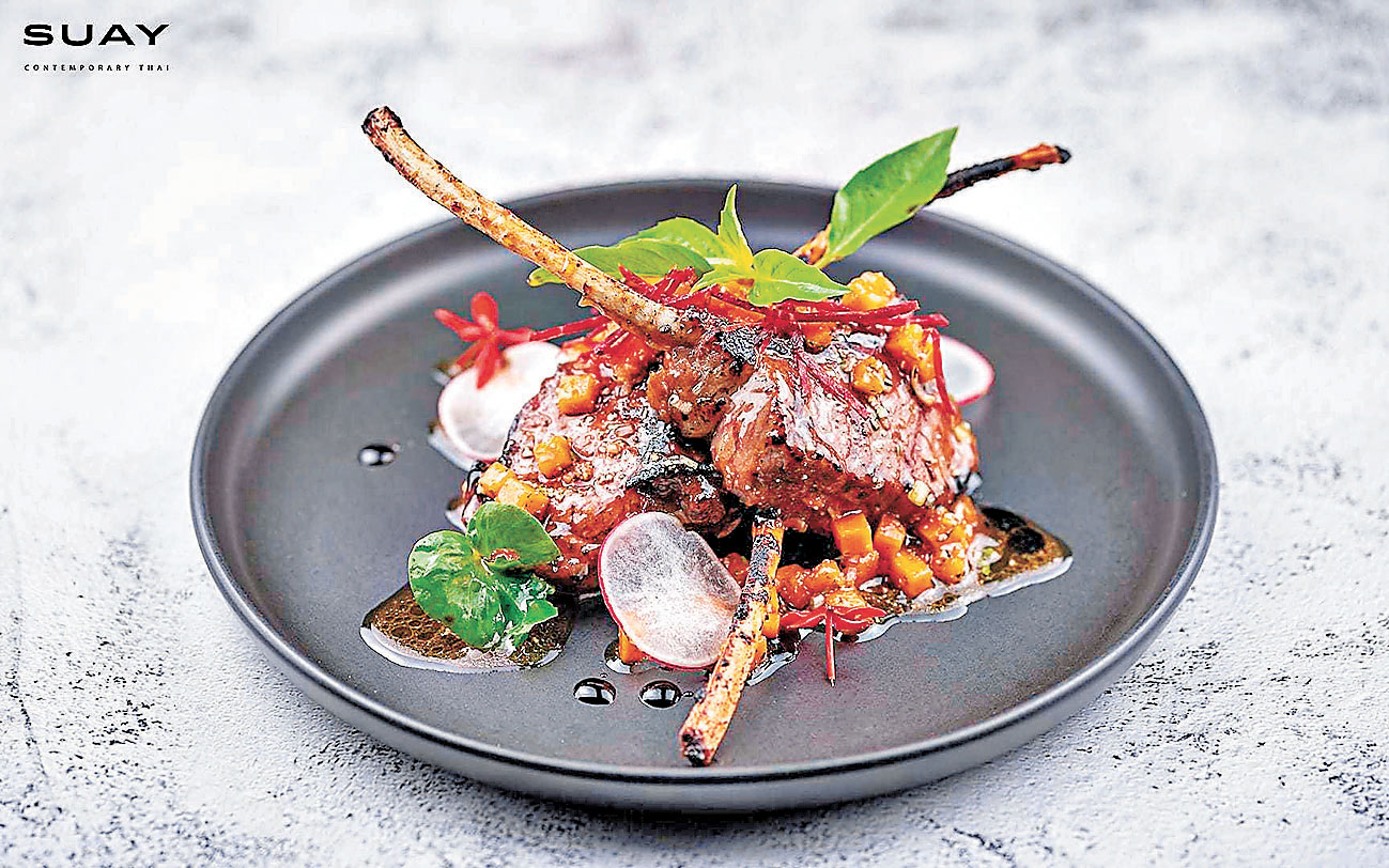 ■招牌烤羊架 配香茅及莎莎醬木瓜極受歡迎。