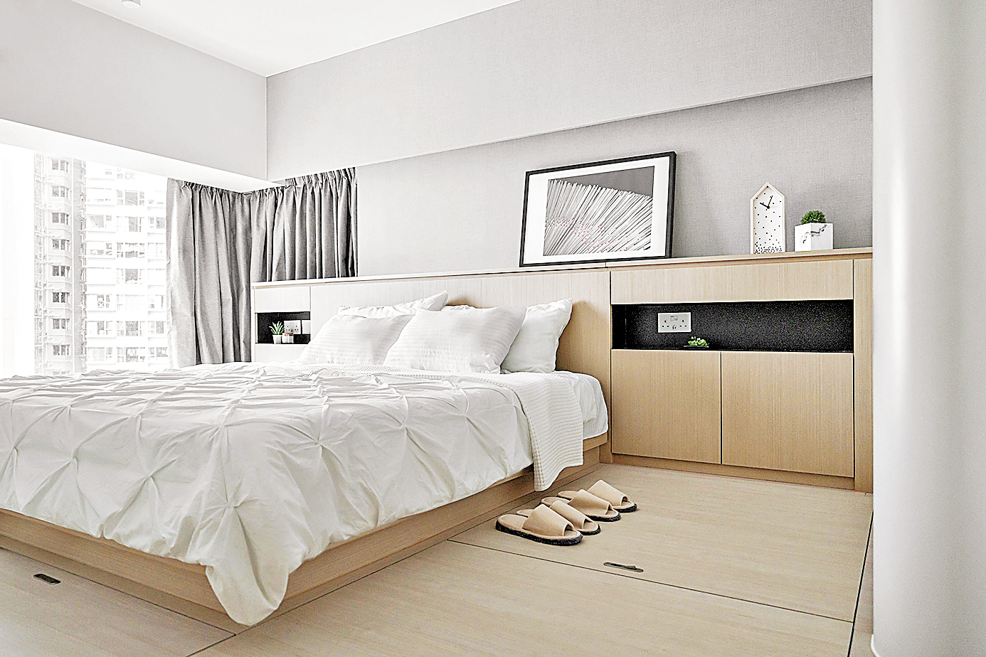 ■主人房空間寬敞，可三邊下床。