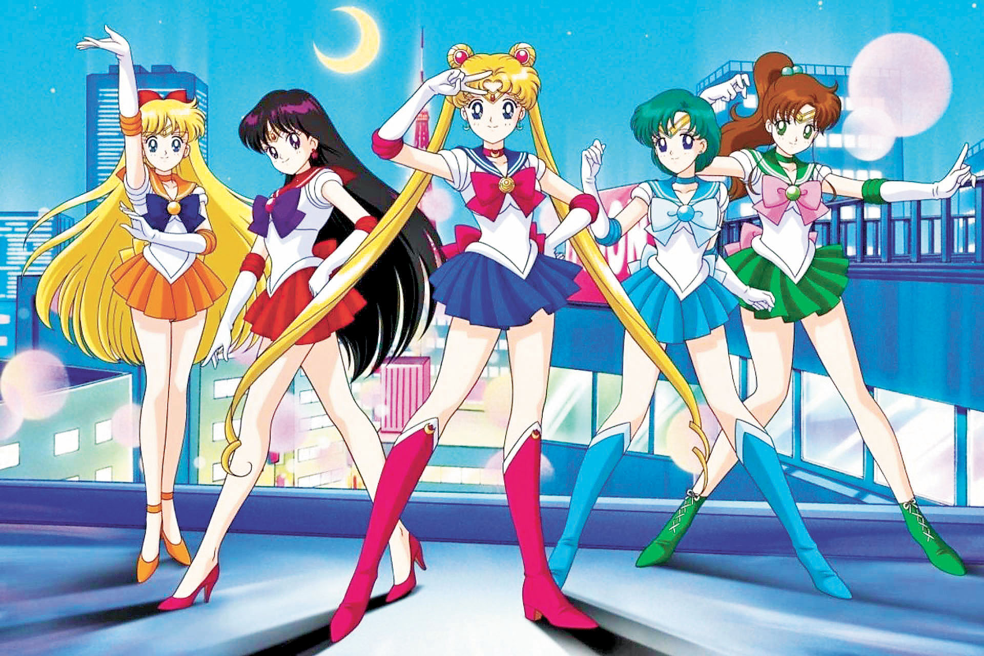 ■月野兔與其他美少女戰士。