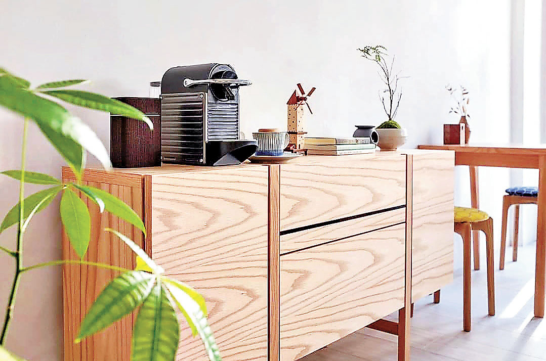 ■日系新款電視櫃也可作一般邊櫃使用。