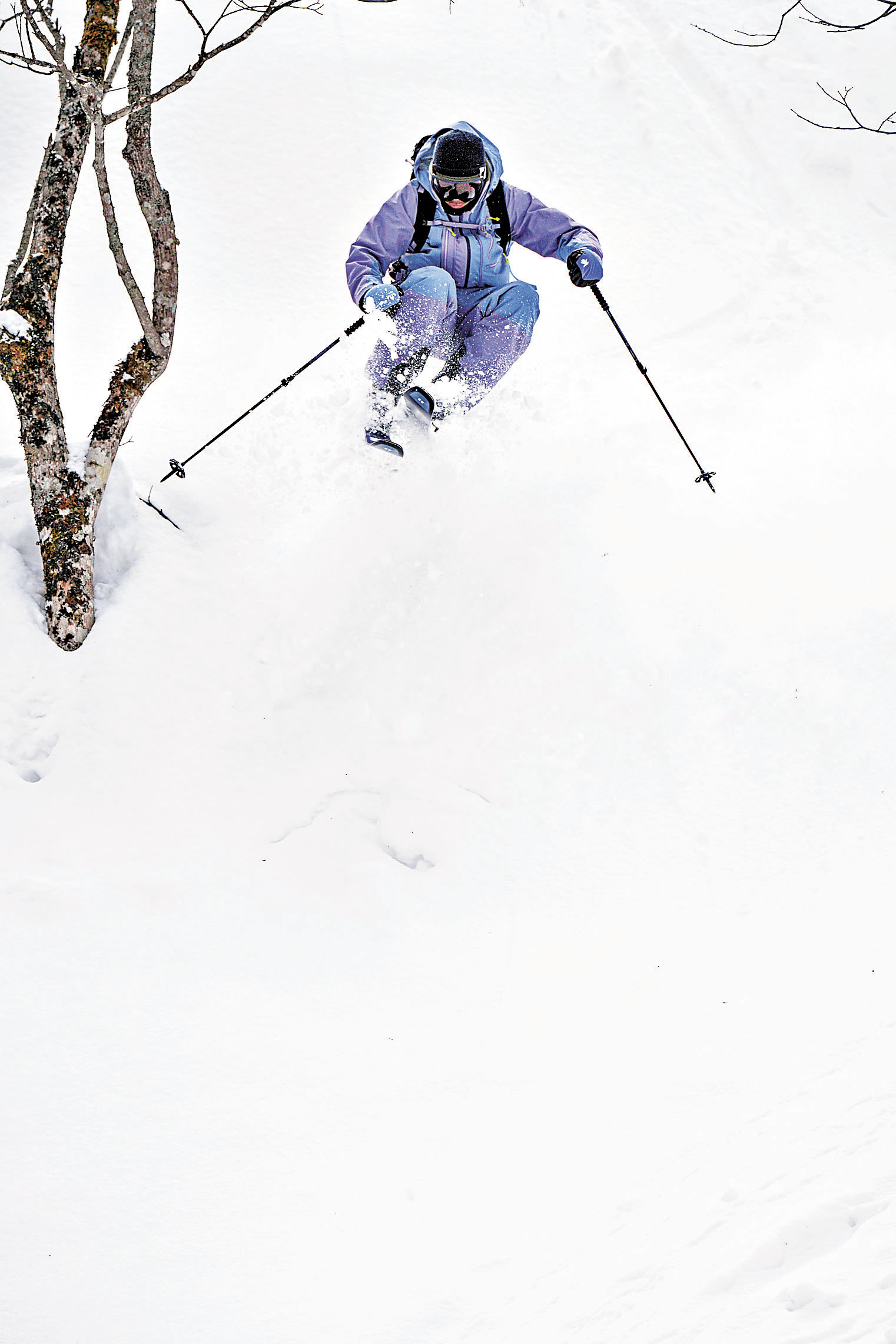 ■新一季聯名滑雪系列採用多元色彩拼接的方式設計。