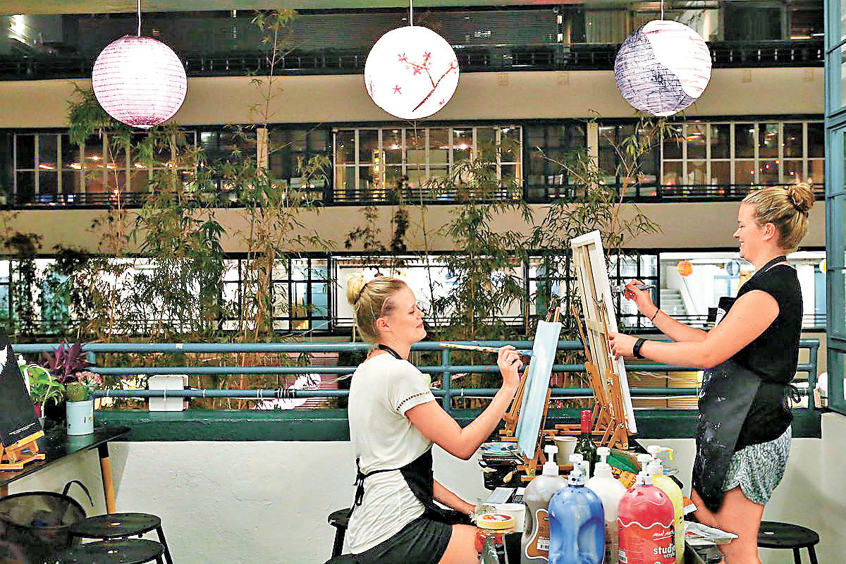 ■元創方匯集了多家藝術家工作室與香港本土品牌。