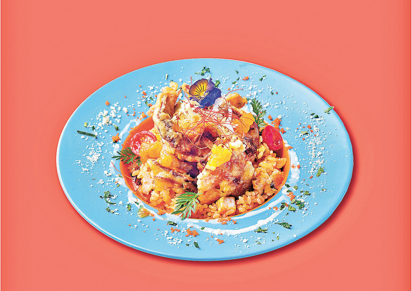 ■鹹蛋黃喇沙珍寶軟殼蟹燉飯分外鹹香。