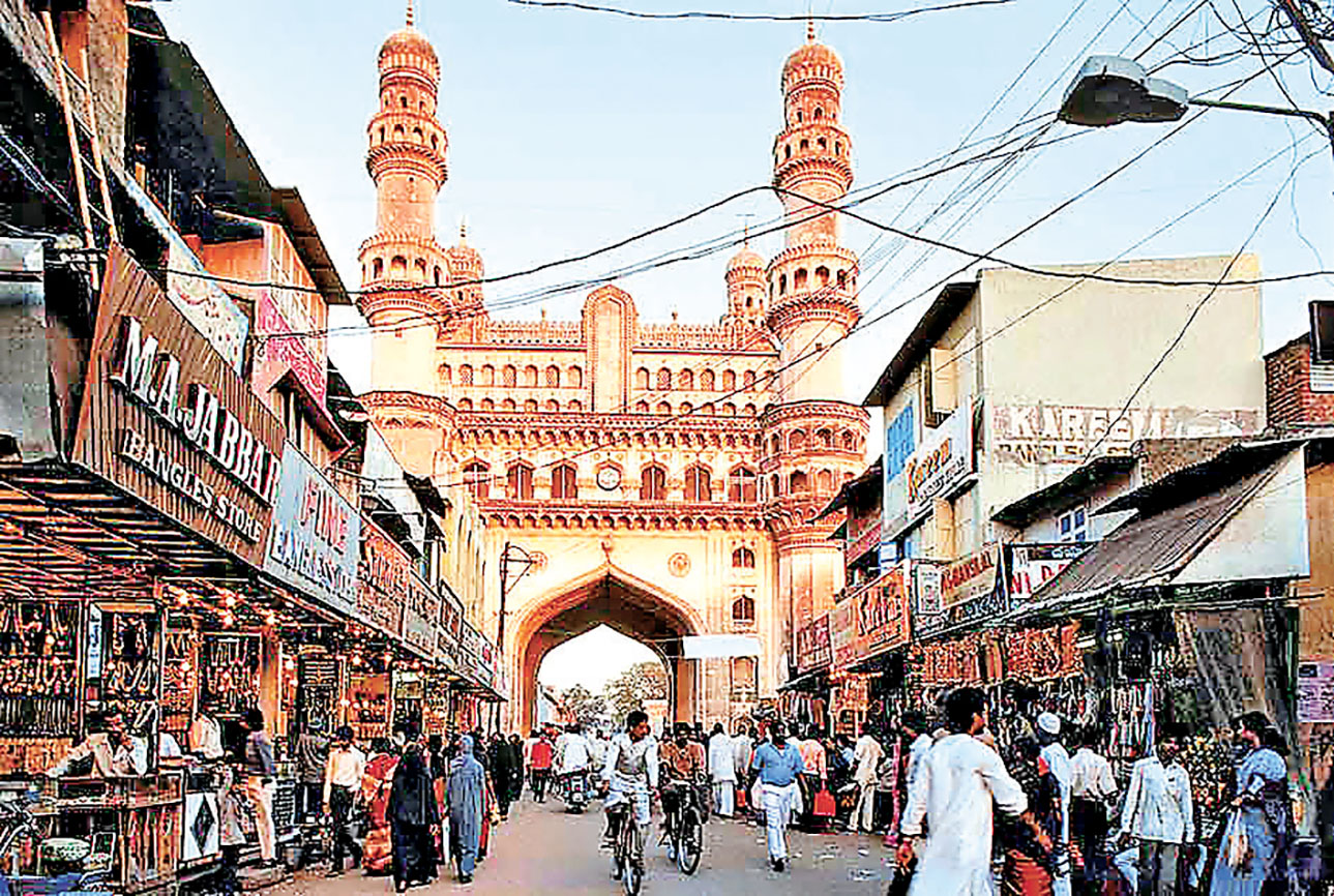 ■海德拉巴市的著名手鐲市場Laad Bazaar。