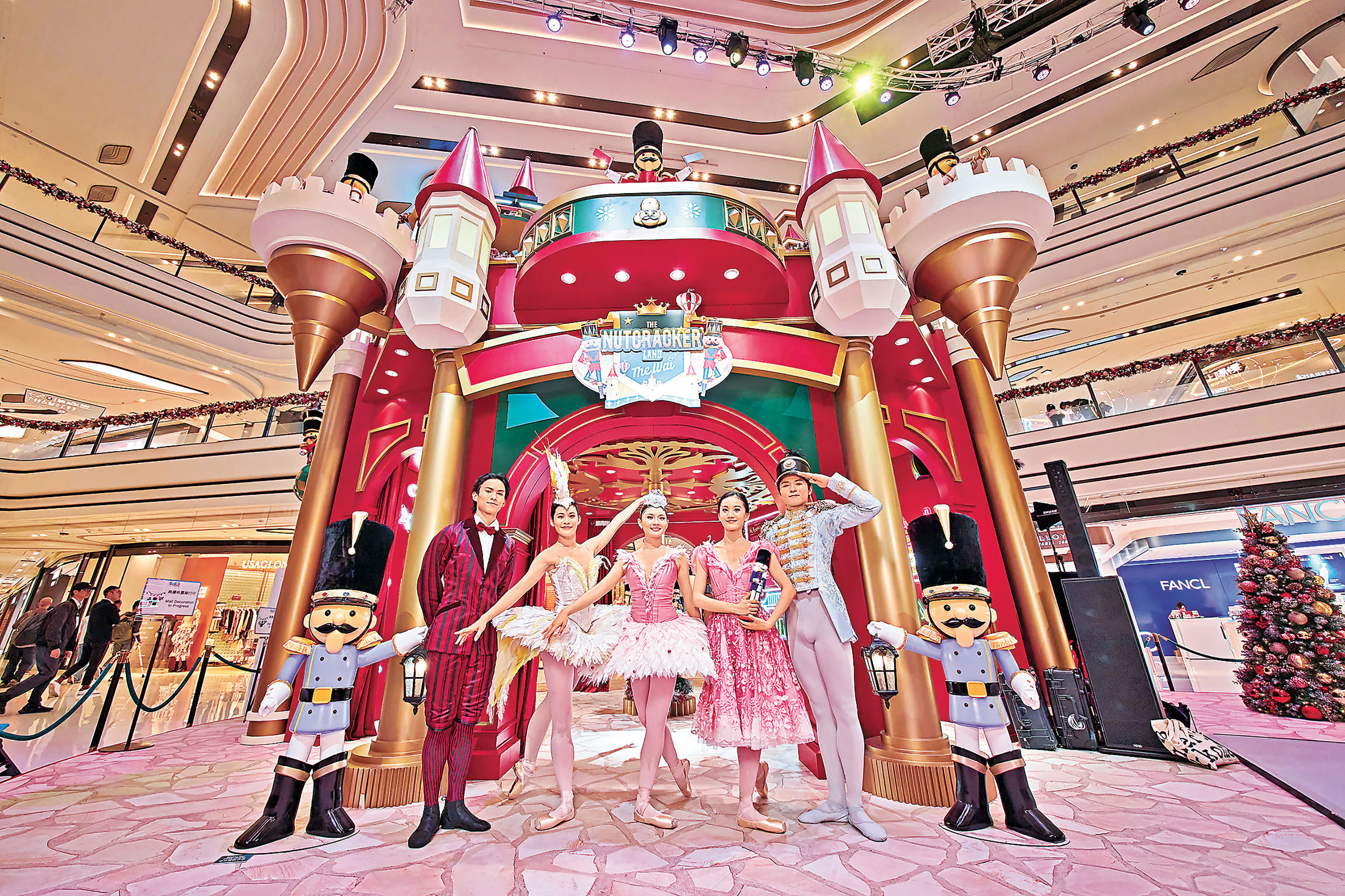 ■8米高主題城堡十分宏偉。