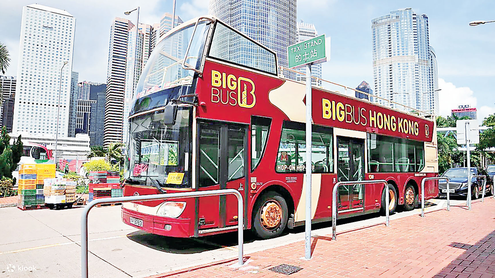 ■巴士有多種路線供選擇。