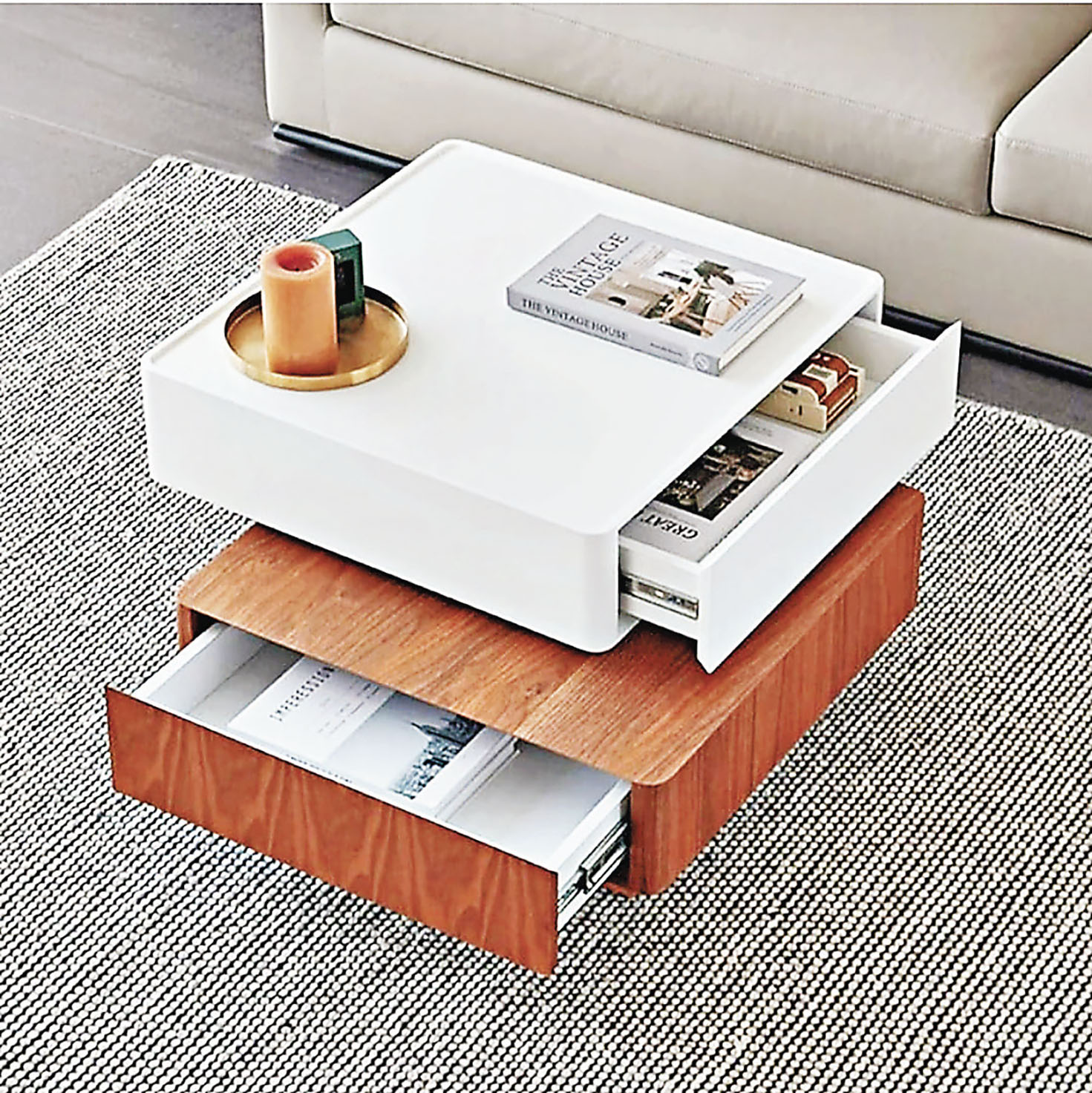 ■附有櫃桶的層層疊小茶几美觀又實用。