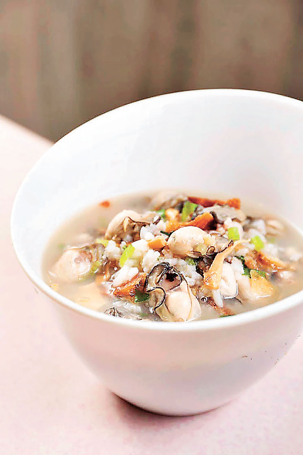 ■蠔仔肉碎粥。