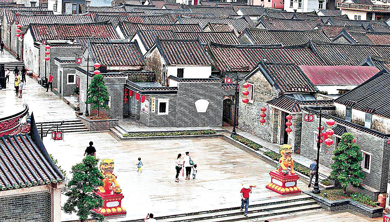 ■鳳凰古村歷史悠久。