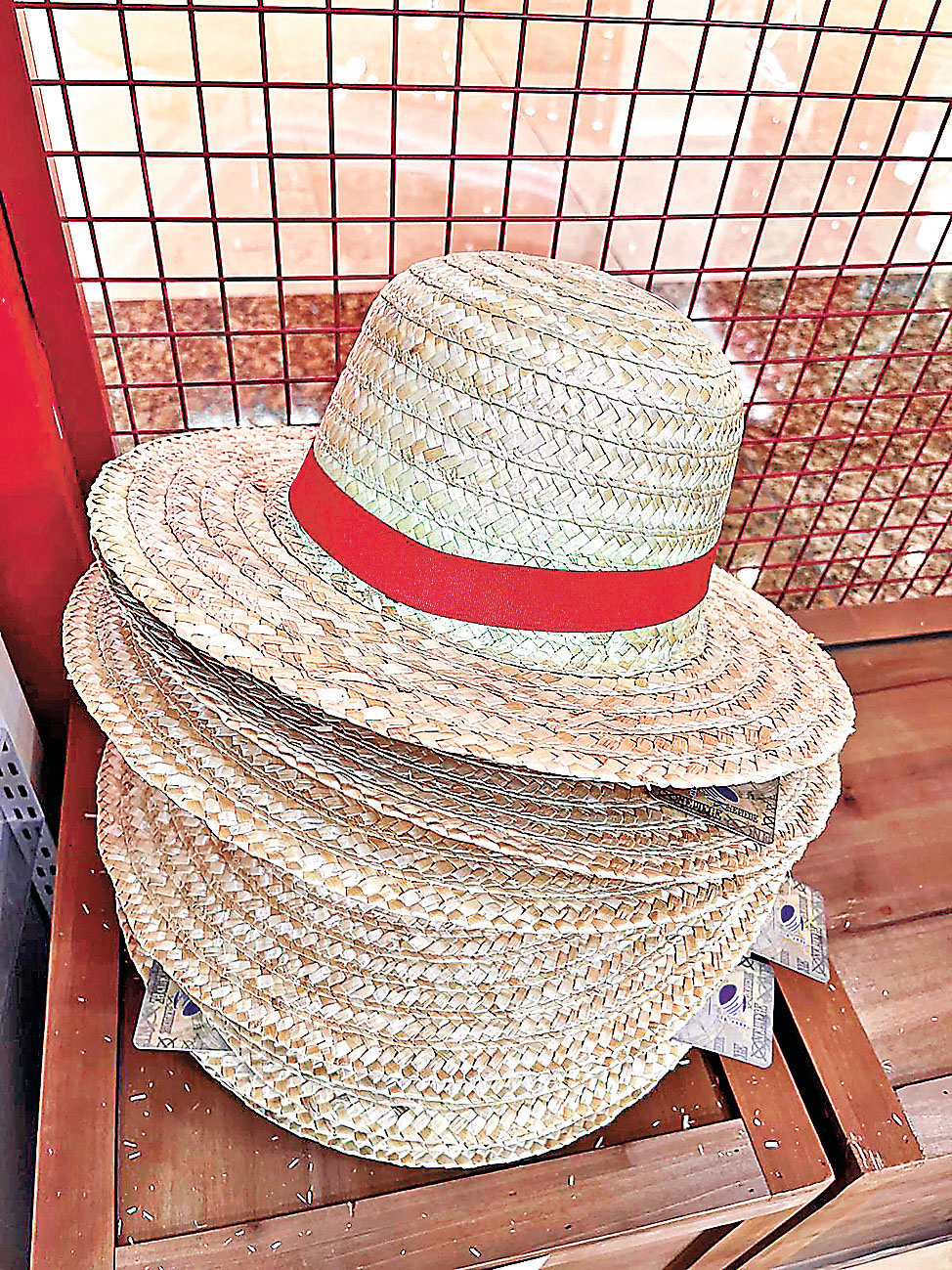 ■路飛草帽賣¥79，是熱銷商品之一。