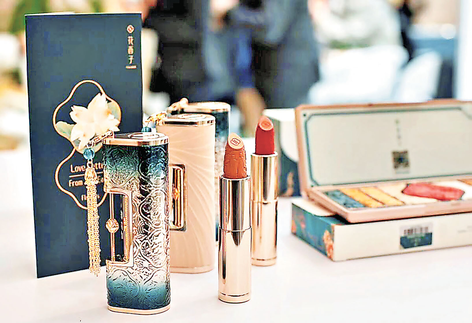 ■包裝充滿東方古典的雅致。