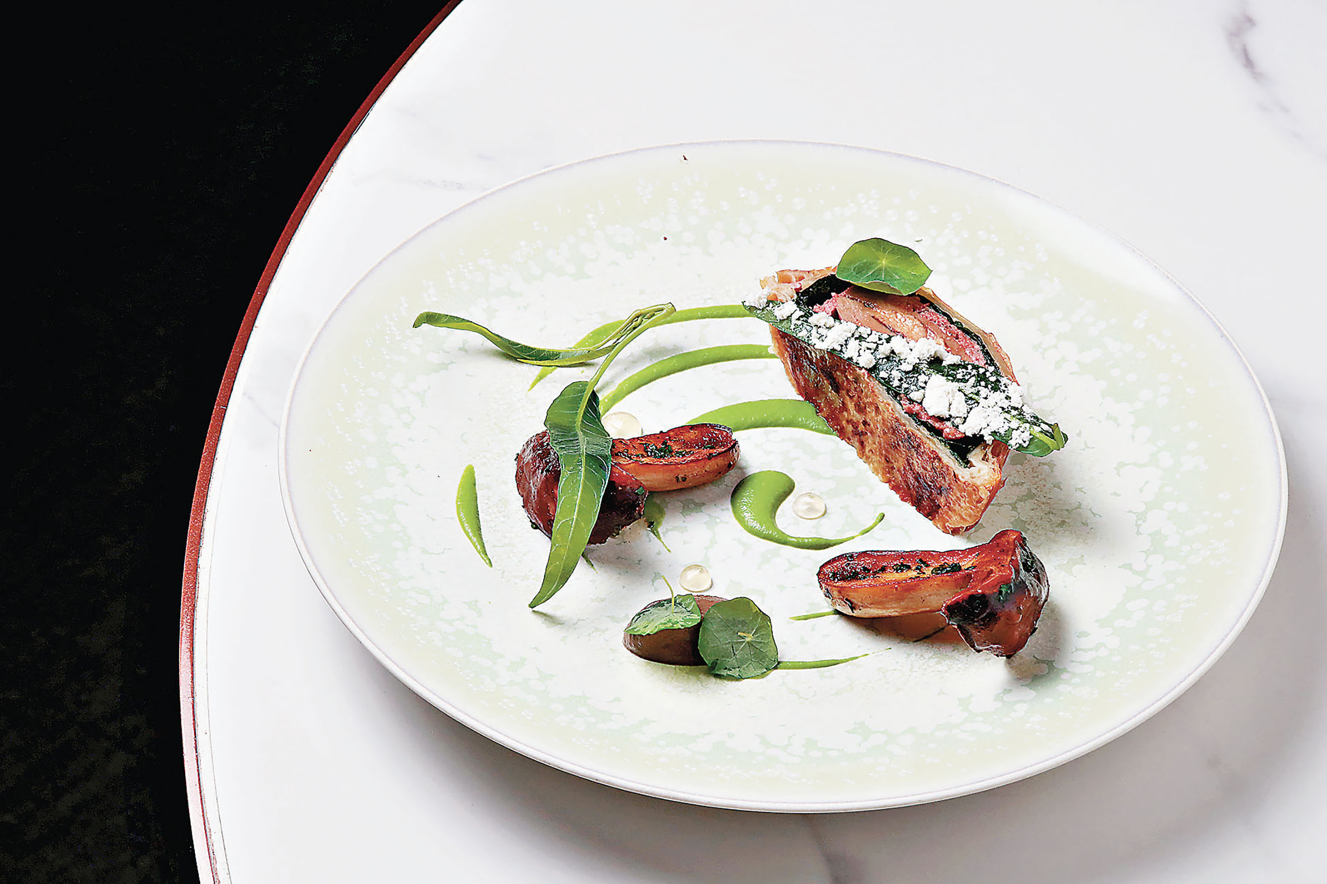 ■牛肝菌乳鴿千層酥皮派