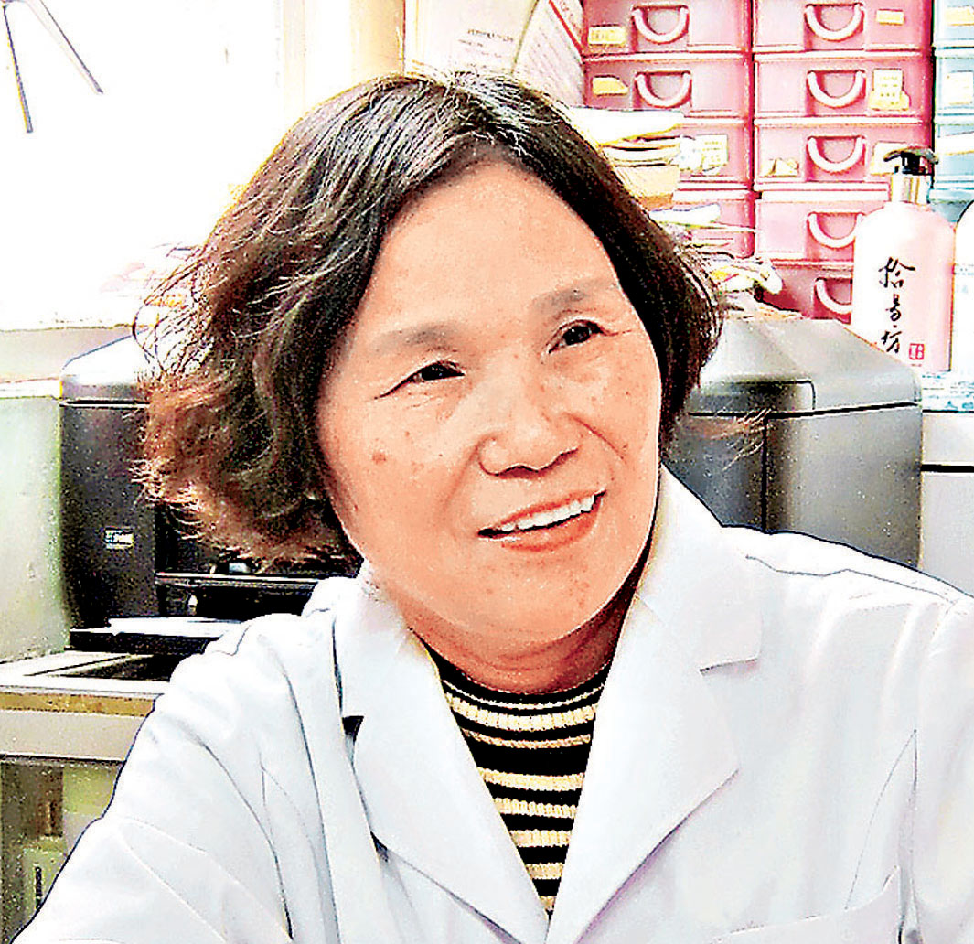 ■註冊中醫師、中醫內科博士  李灼珊