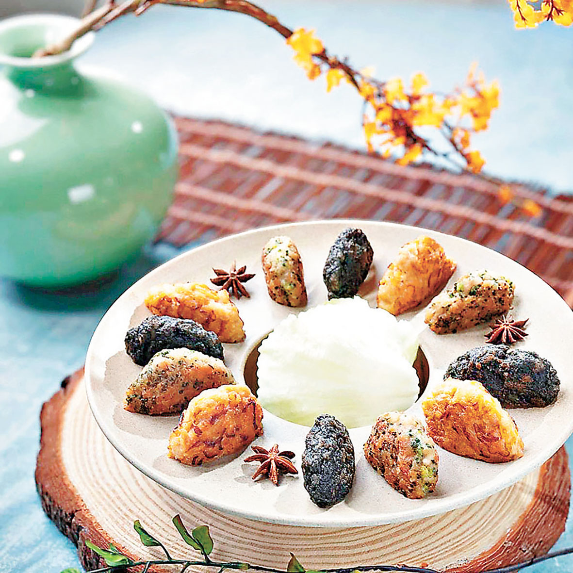 ■三色煎豚肉餅。