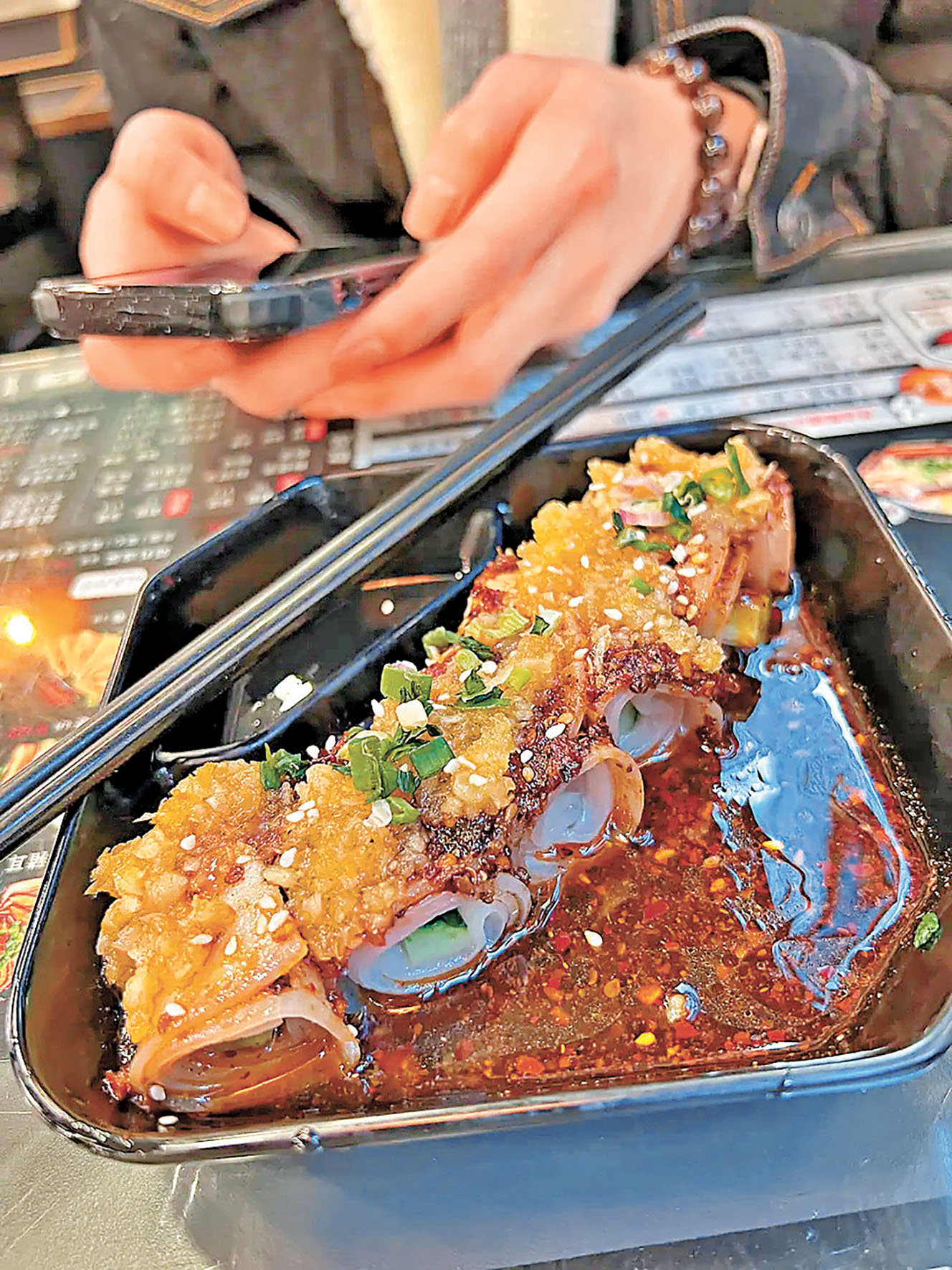 ■蒜泥白肉入味。