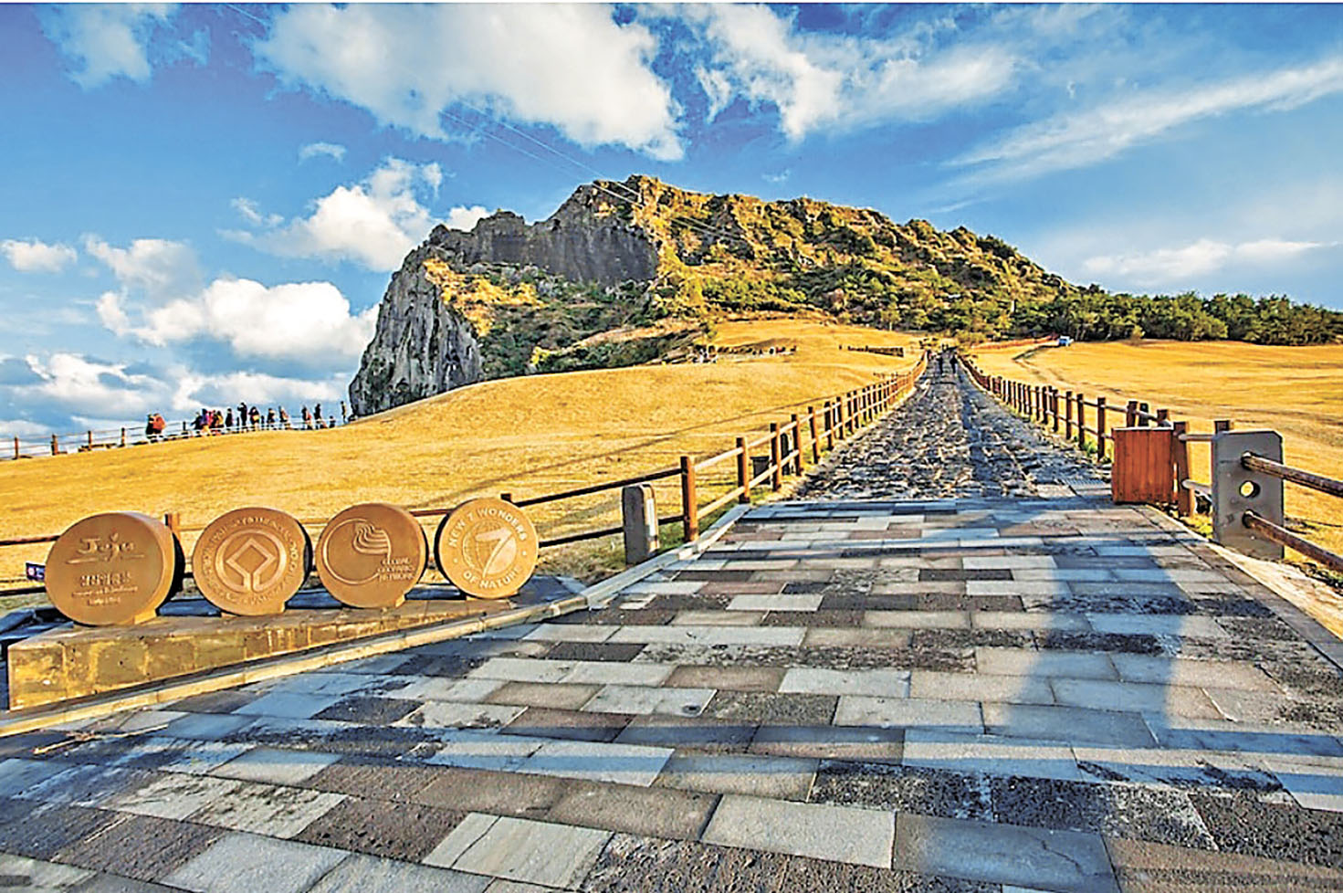 ■城山日出峰擁有絕美的自然景觀。