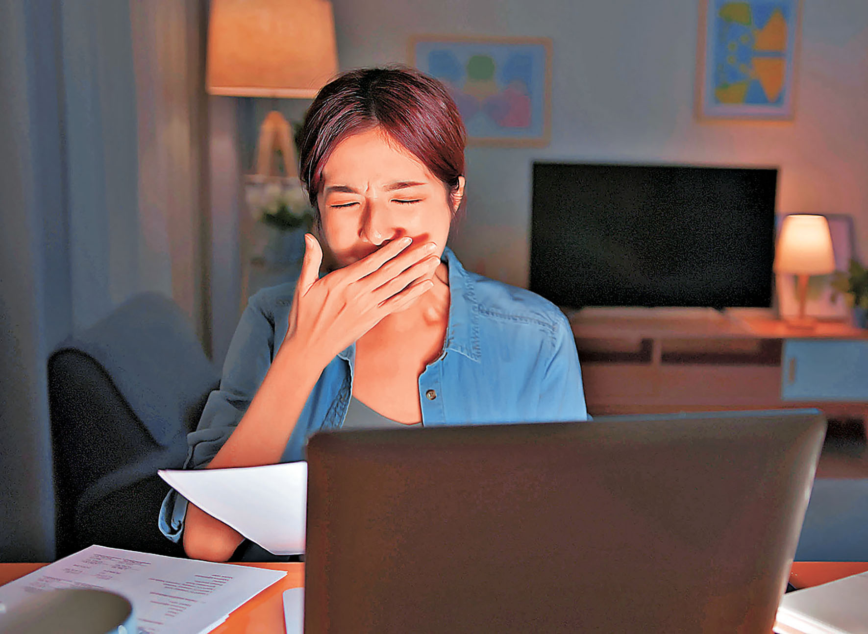 ■睡眠不足令人更疲累。