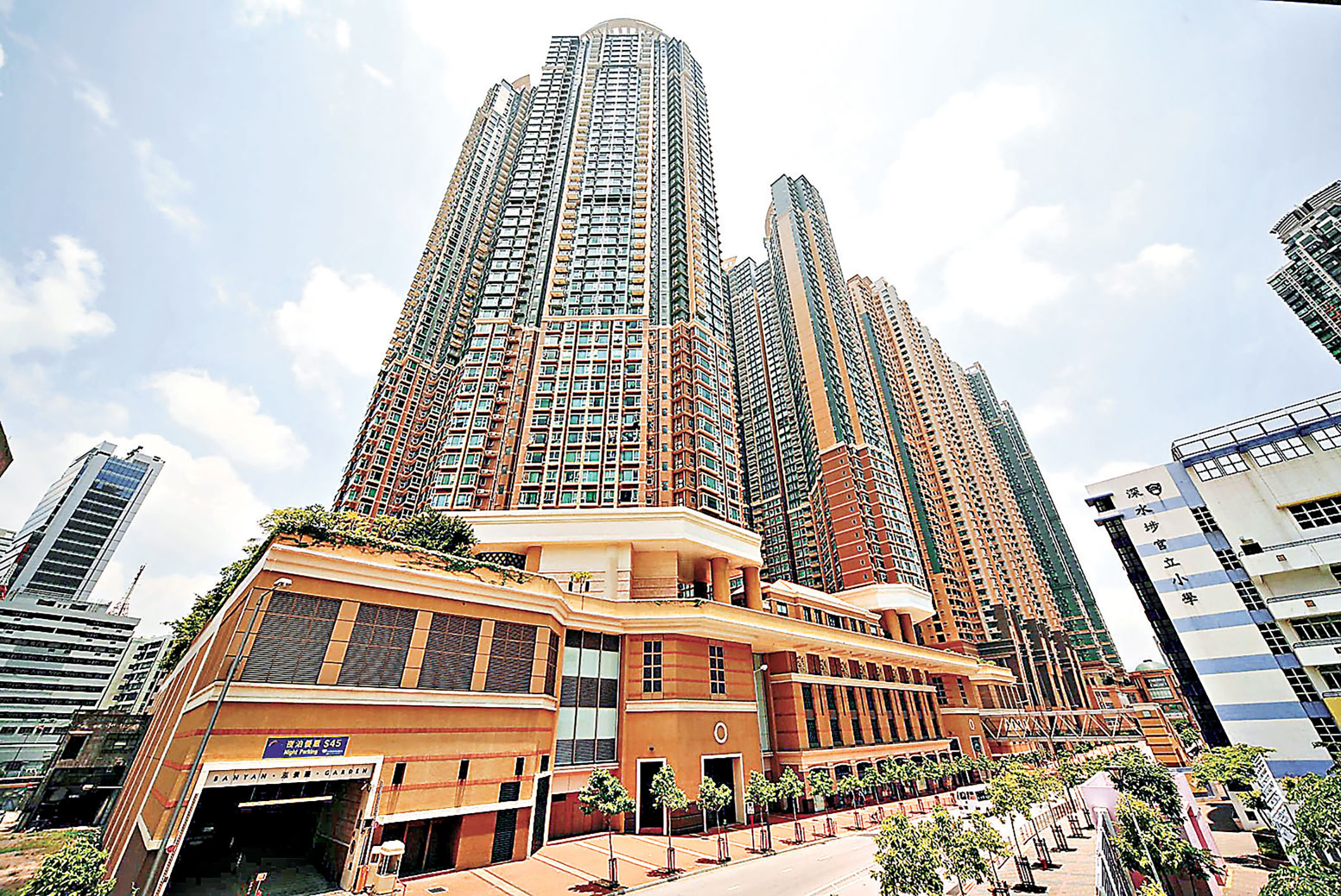 ■泓景臺上月錄得多宗大額獲利交易。